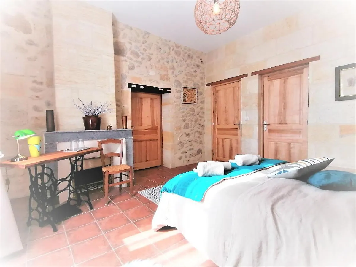 Domaine De Gaia, Piscine, Petanque, Ping-Pong, Proche Saint Emilion Villa Guillac  0*, Guillac (Gironde)