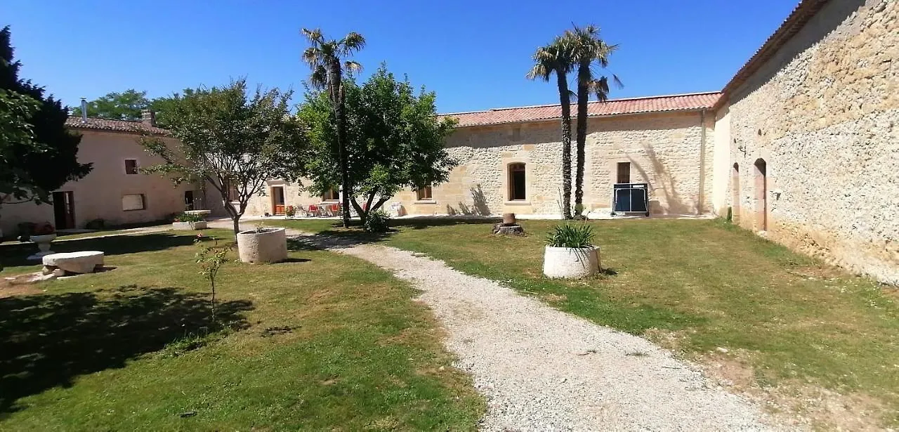 Holiday home Domaine De Gaia, Piscine, Petanque, Ping-Pong, Proche Saint Emilion Villa Guillac