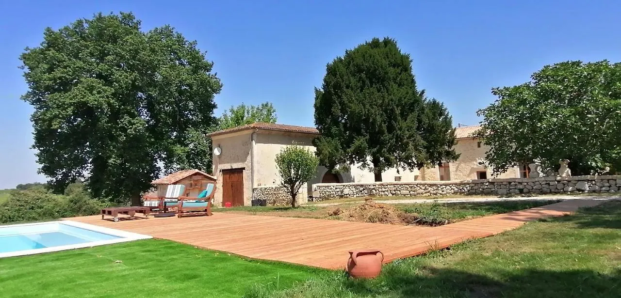 Holiday home Domaine De Gaia, Piscine, Petanque, Ping-Pong, Proche Saint Emilion Villa Guillac